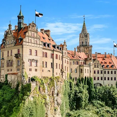 Stilvolles Ferienapartment Am Thermalbad Mit Blick In Apartment *